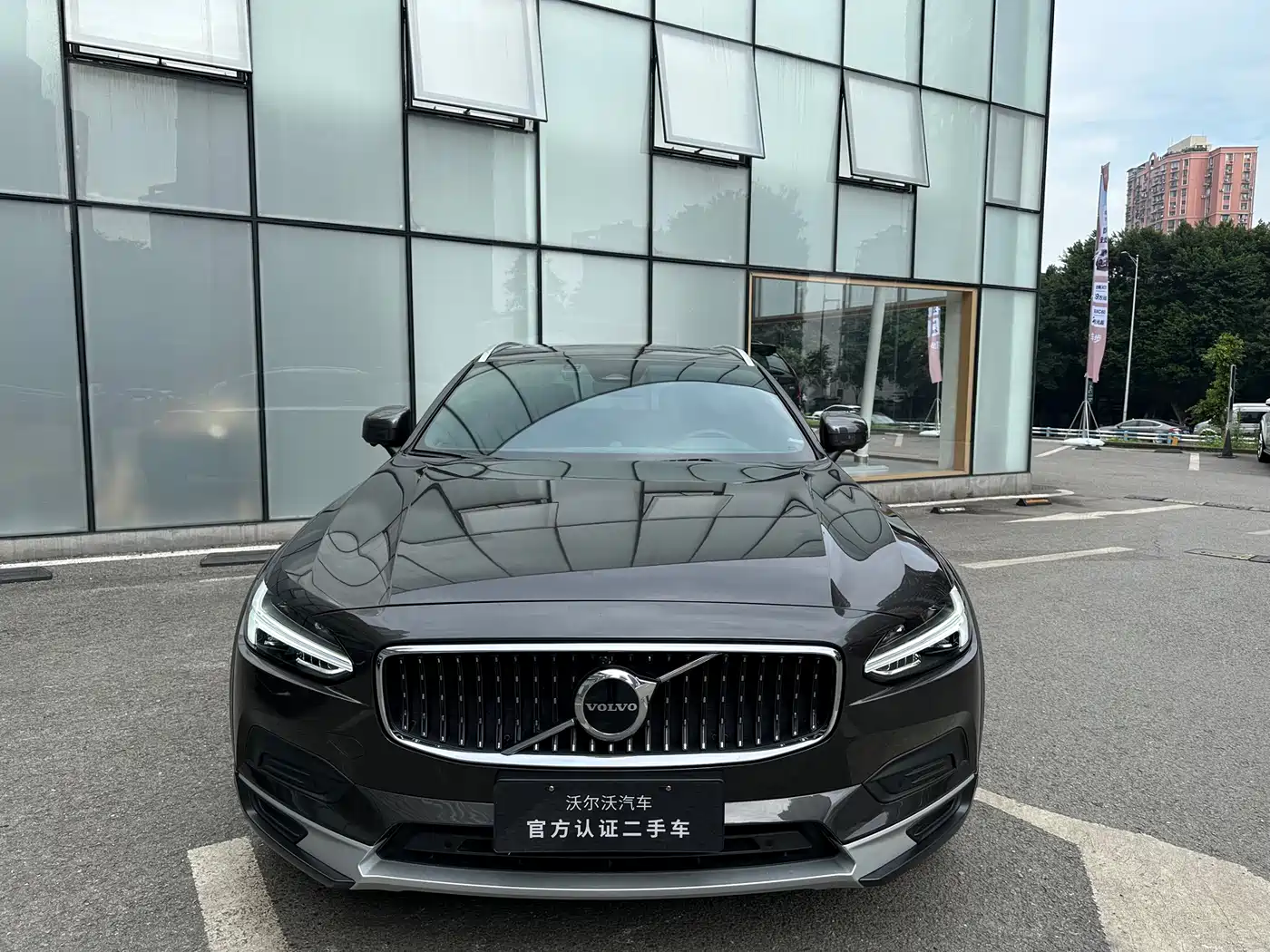 VOLVO V90