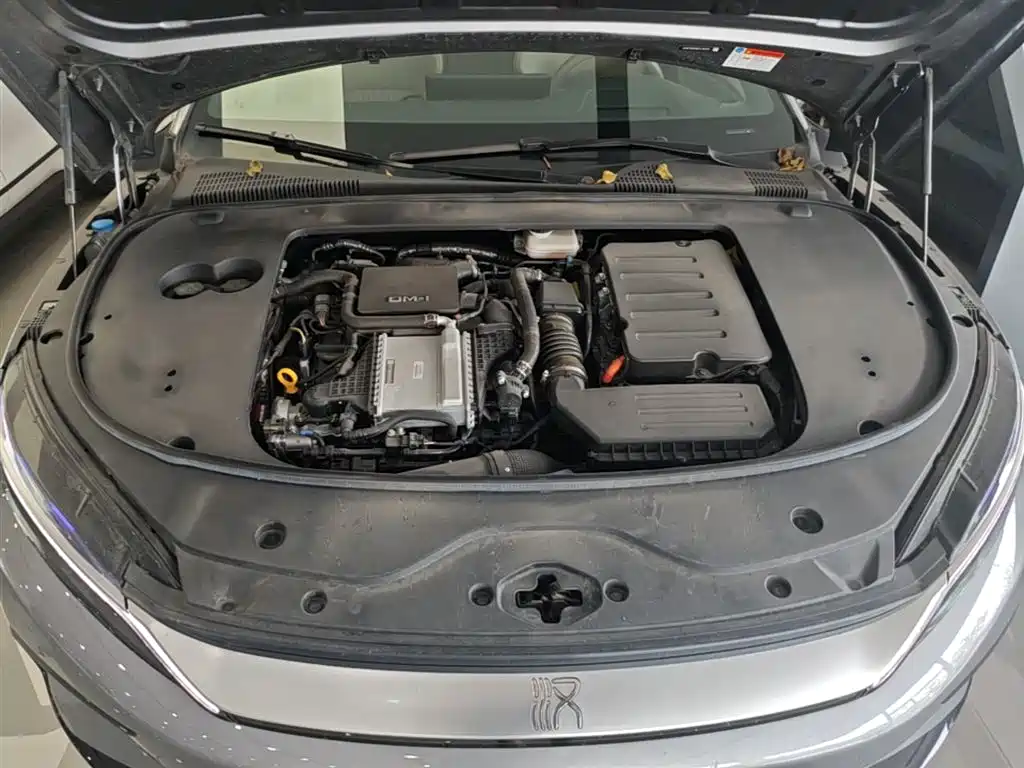 BYD Han 2025 DM-i 125KM Honor фото 20