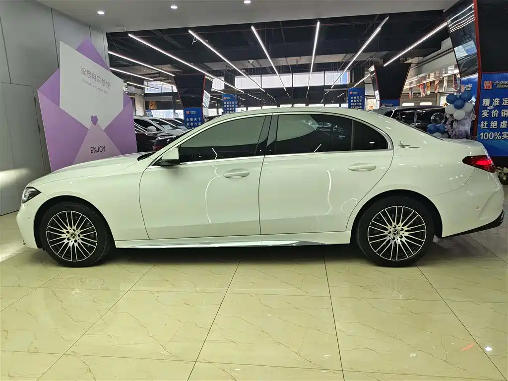 Mercedes-Benz C-Class 2024 C 260 L Sport фото 7