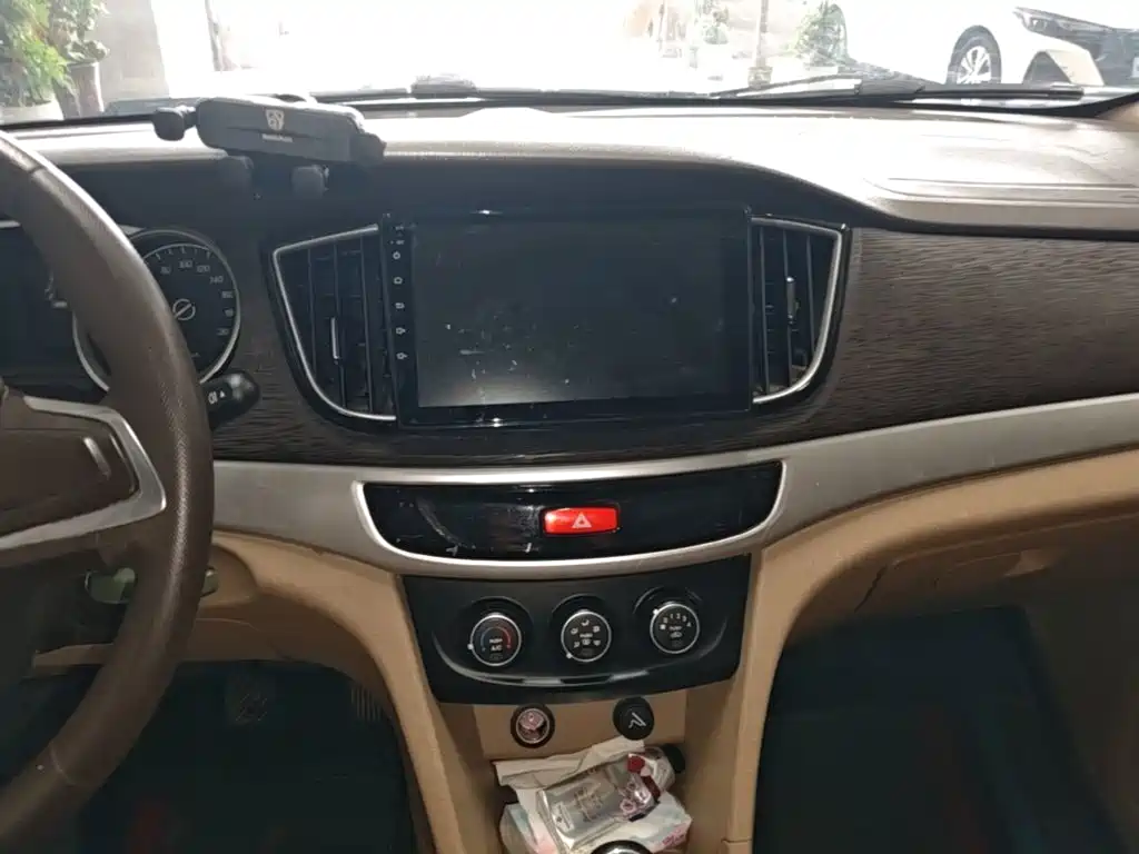 Baojun 730 2021 2019 1.5L Manual Value Edition 7-Seater China VI