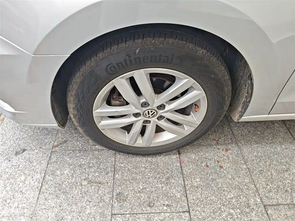 Volkswagen Jetta 2017 1.5L Automatic Comfort фото 20