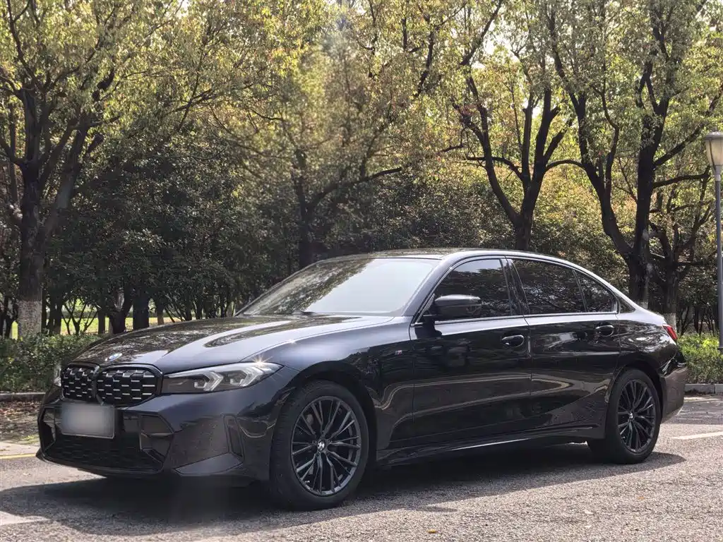 BMW 3 Series 2023 325Li M Sport Black Night Package
