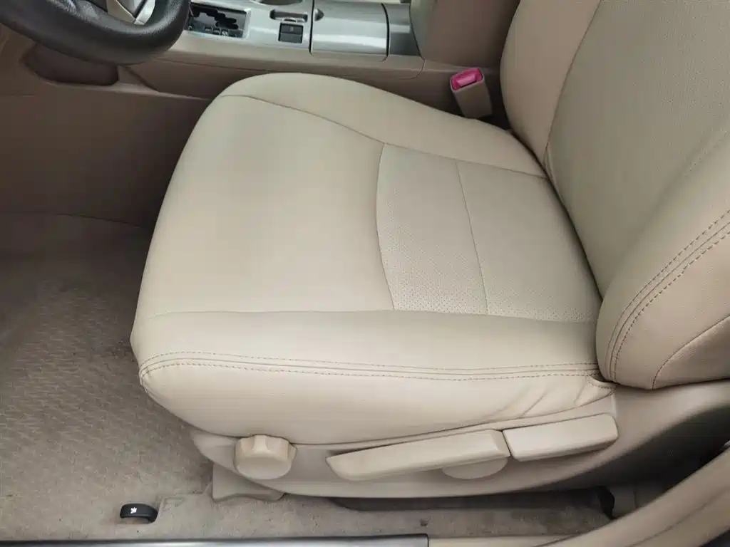 Toyota Highlander 2012 2.7L 2WD 5-seater Elite Edition фото 20