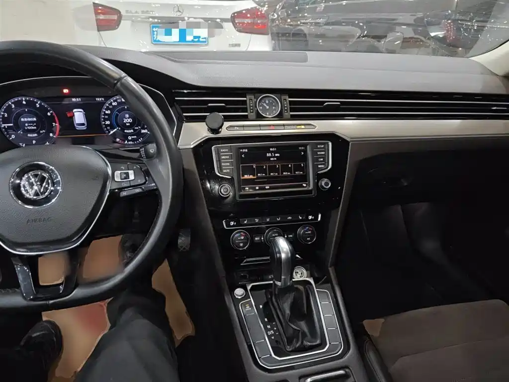 Volkswagen Weilan 2017 380TSI 2WD Freeway Edition фото 3