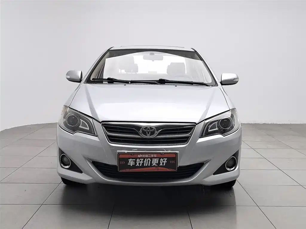 Toyota Corolla 2013 1.6L Automatic Excellence Edition фото 3