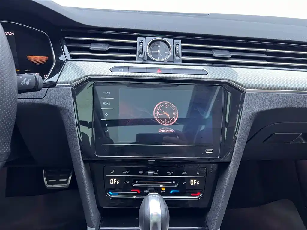 Volkswagen Magotan 2023 2 Million Units Anniversary Edition 330TSI DSG Leading Type фото 22