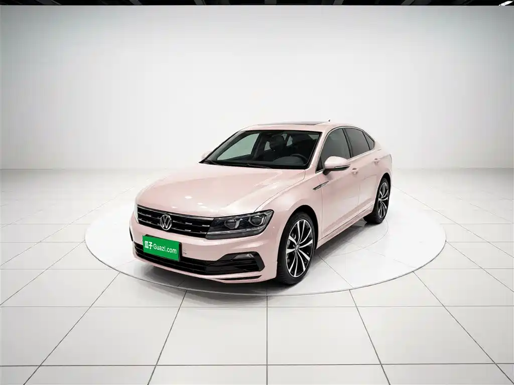 Volkswagen Tiguan L 2021 330TSI Automatic 2WD R-Line Premium фото 3
