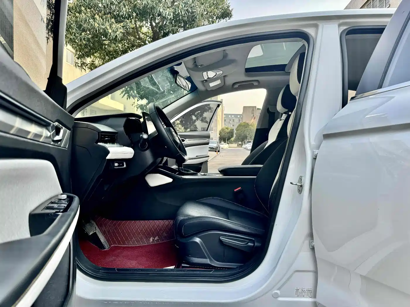 Geely Emgrand L 2022 2022 1.4T CVT Flagship