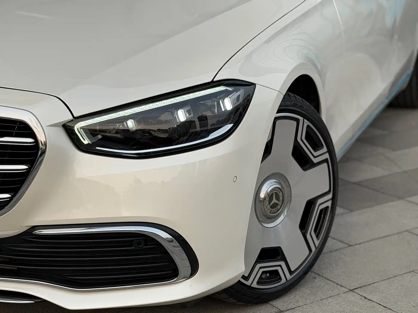 MERCEDES-BENZ S CLASS