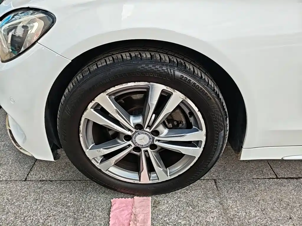 Фото 23 - Mercedes-Benz C-Class
