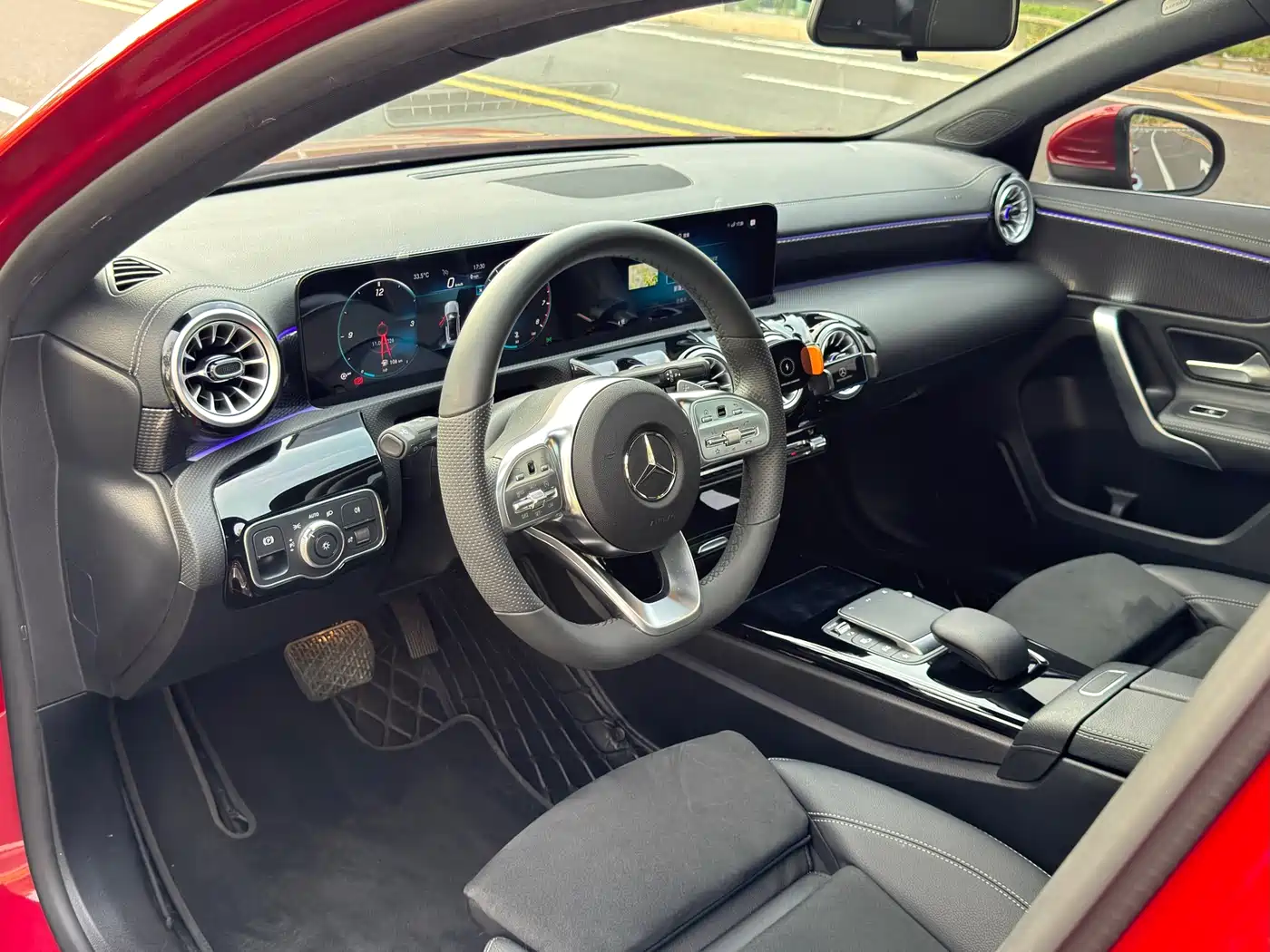 صورة 9 - Mercedes-Benz A-Class