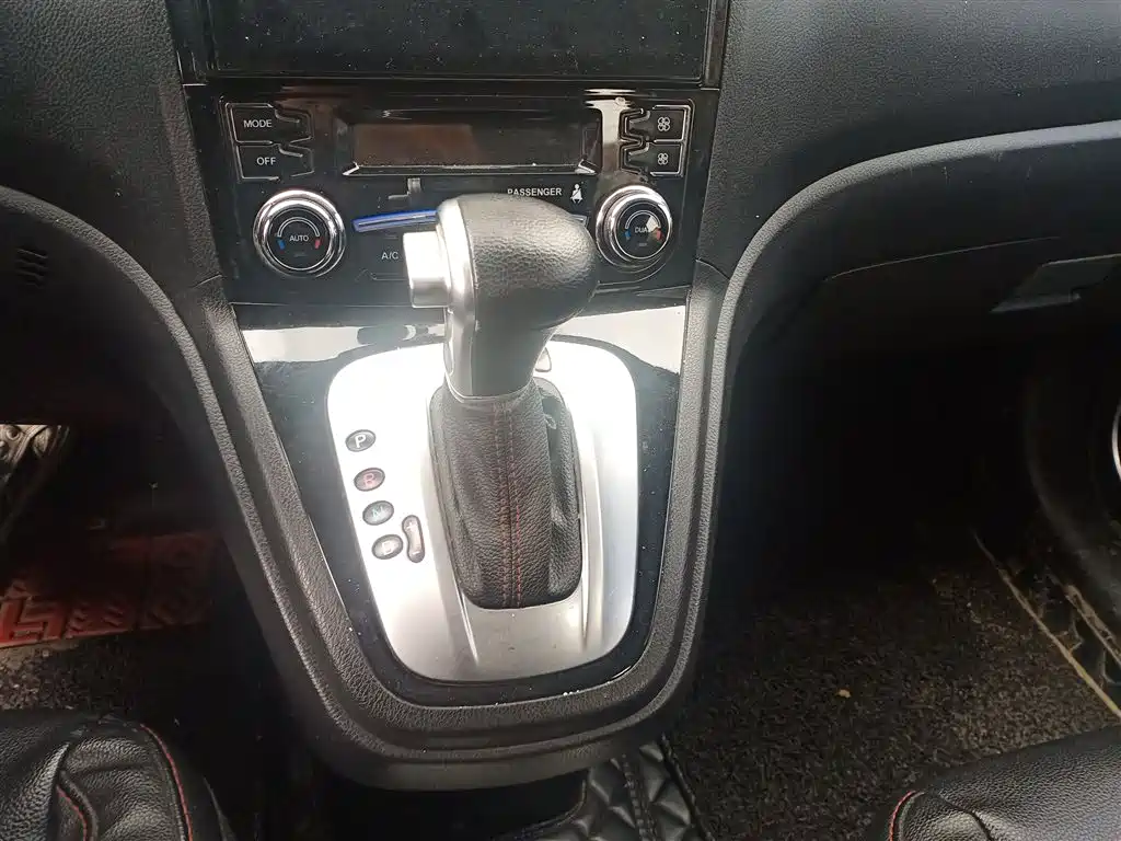 Haval H6 2013 Upgrade 2.4L Automatic 2WD Elite фото 14