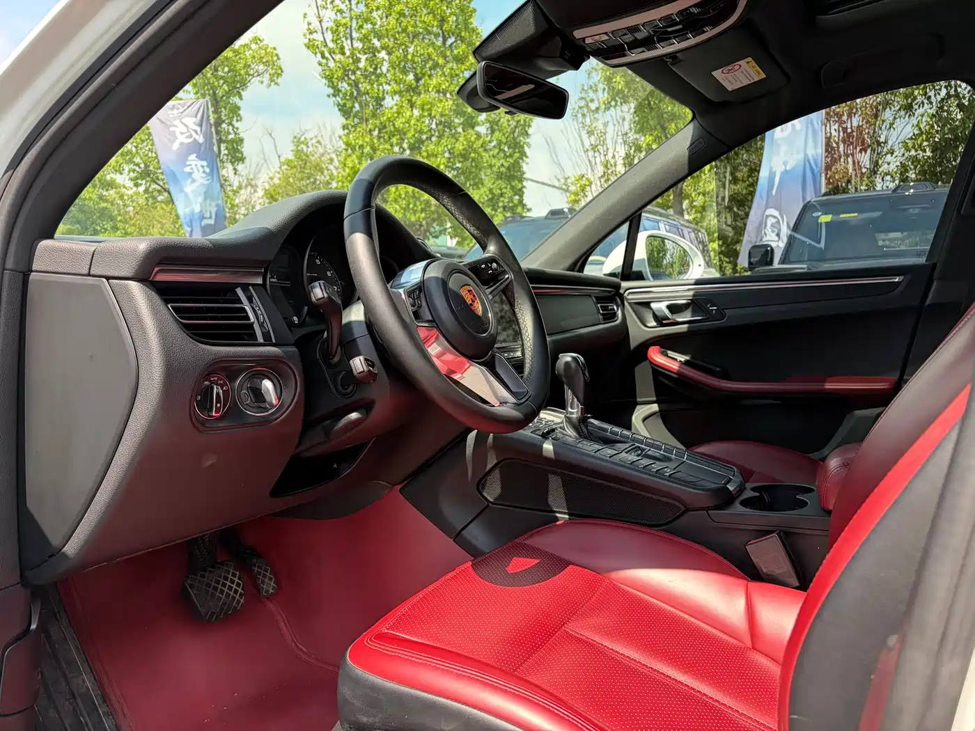 Porsche Macan 2018 Macan 2.0T фото 5