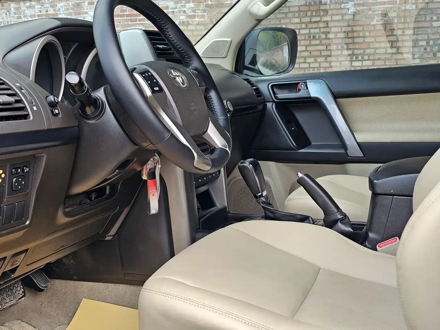 Toyota Prado (Import) 2010 2.7L Auto Luxury фото 4