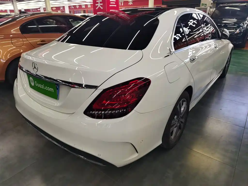 MERCEDES-BENZ CLASS C