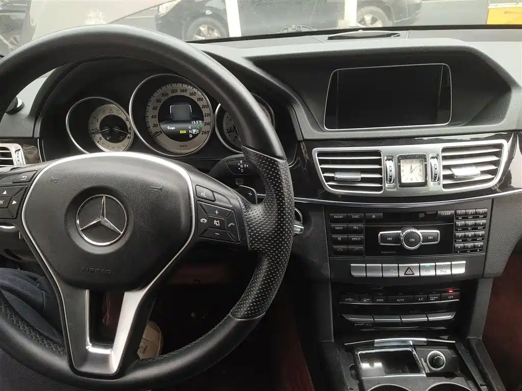 Mercedes-Benz E-Class 2014 Facelift E 260 L Sport фото 6