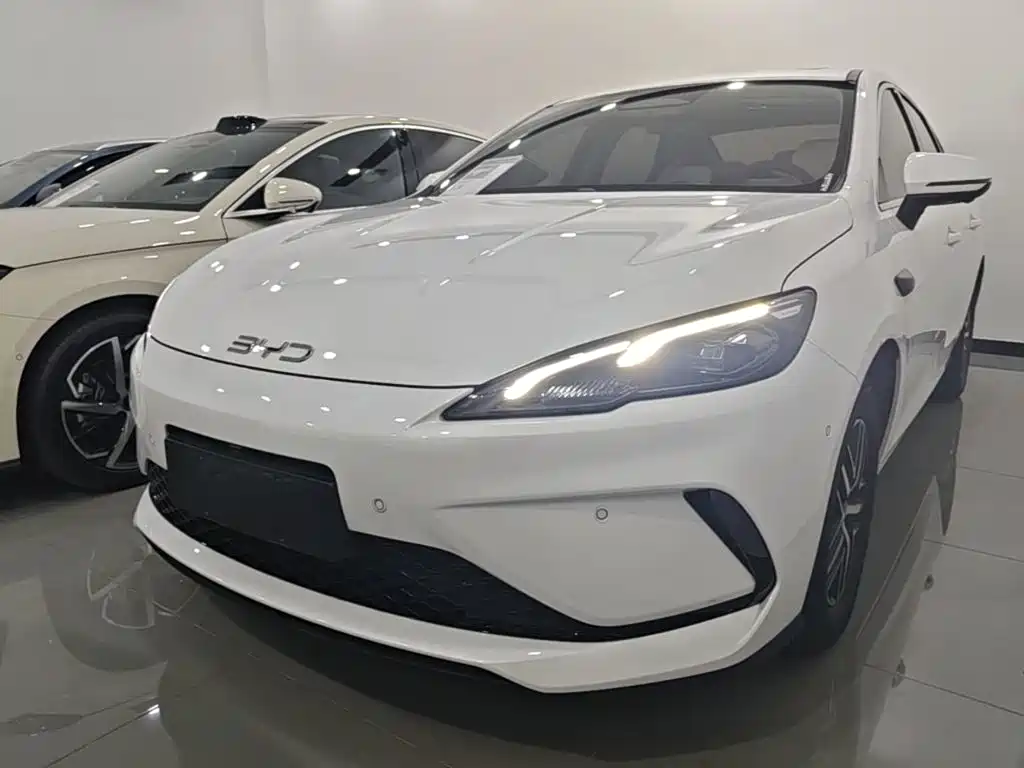 BYD Hai Bao 05 DM-i 2025 — пригон из Китая