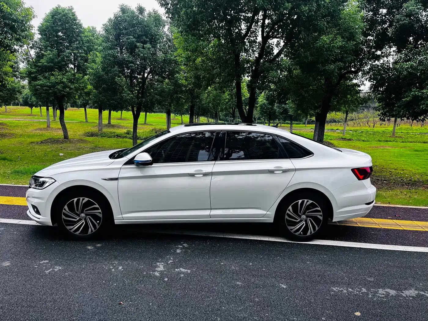 Volkswagen Sagitar 2021 280TSI DSG Surpassing Edition фото 7