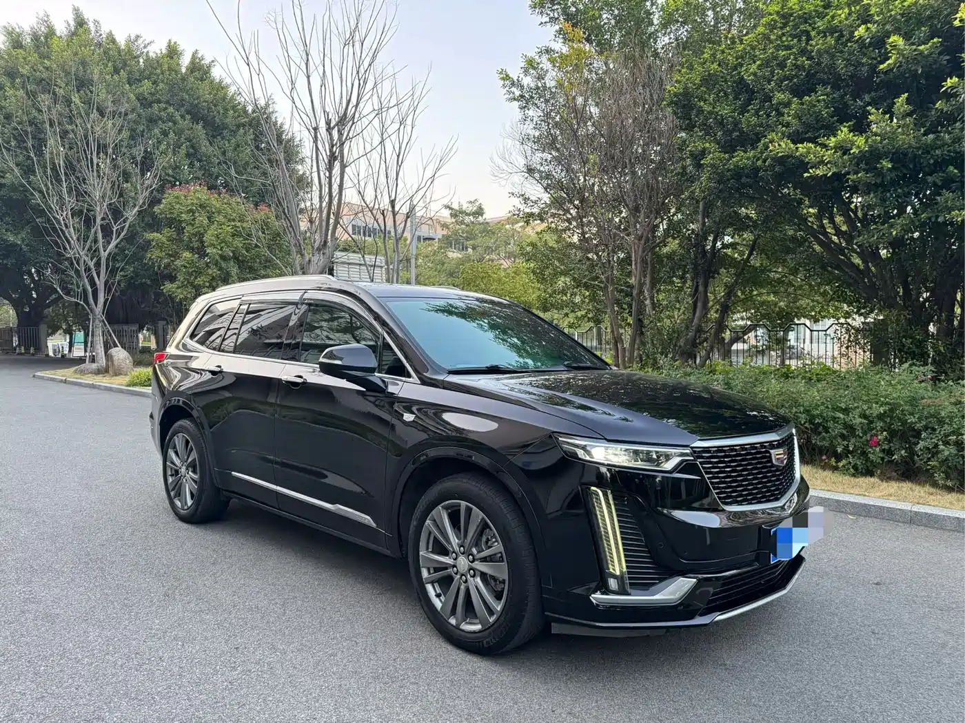 CADILLAC XT6