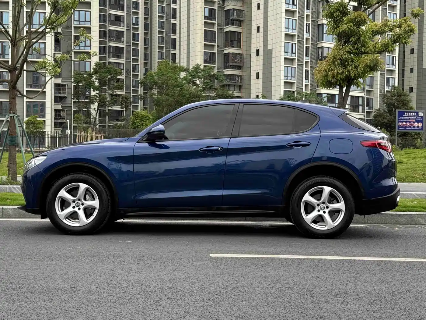 Alfa Romeo Stelvio 2018 2017 2.0T 200HP Elite