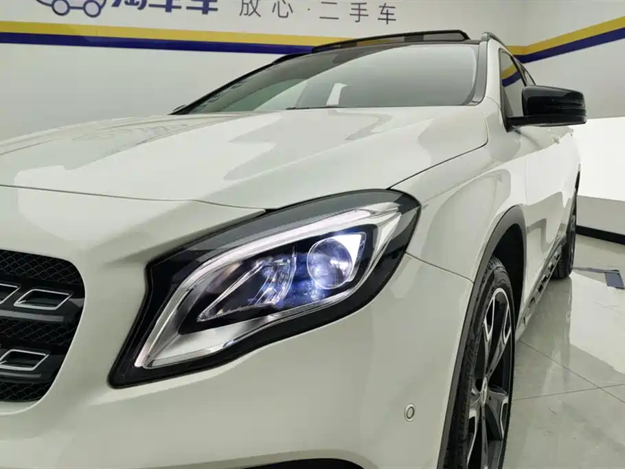 Mercedes-Benz GLA 2018 GLA 220 4MATIC Sport фото 5