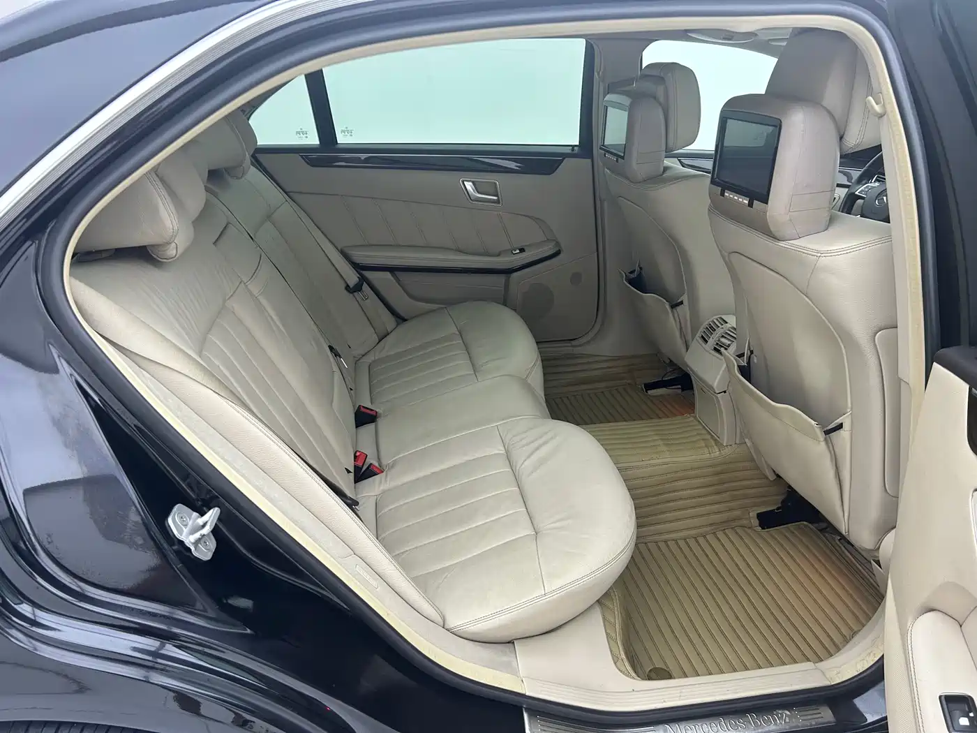 Mercedes-Benz E-Class 2014 E 260 L Luxury Class фото 12