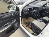 Фото 16 - Changan CS35