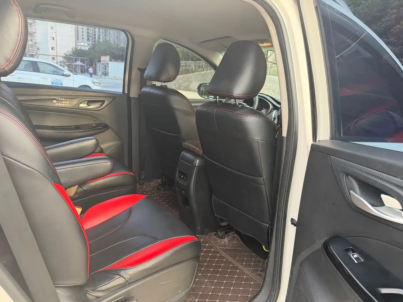 Baojun 730 2021 2019 1.5L Manual Fashion Edition 7-Seater China VI