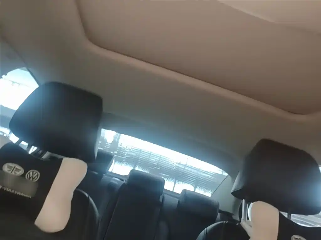 Volkswagen Sagitar 2017 230TSI Automatic Comfort фото 18