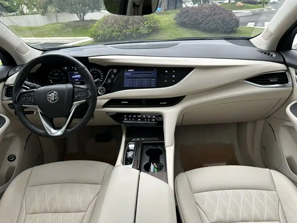 Photo 8 - Buick Enclave