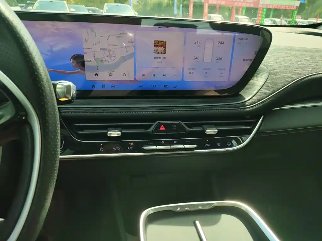 Buick LaCrosse 2025 2025 Model 28T Platinum Edition