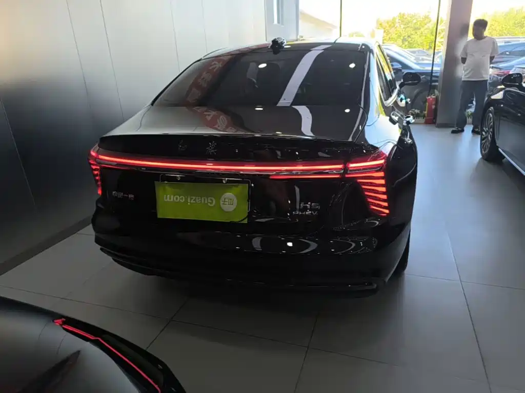 Hongqi H5 PHEV 2026 2025 130 Super Hybrid Edition