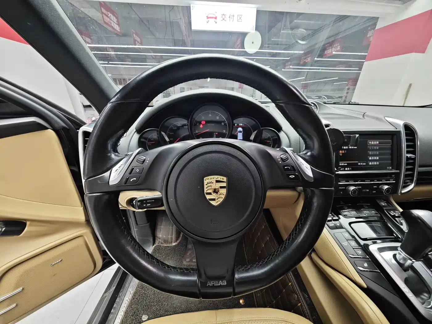 Porsche Cayenne 2011 Cayenne 3.0T фото 8