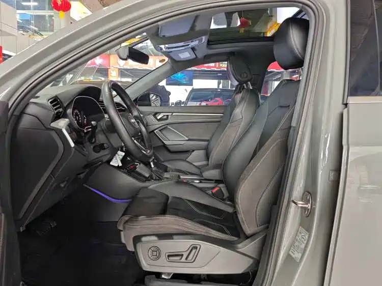 Audi Q3 2024 35 TFSI Progressive Sport фото 8