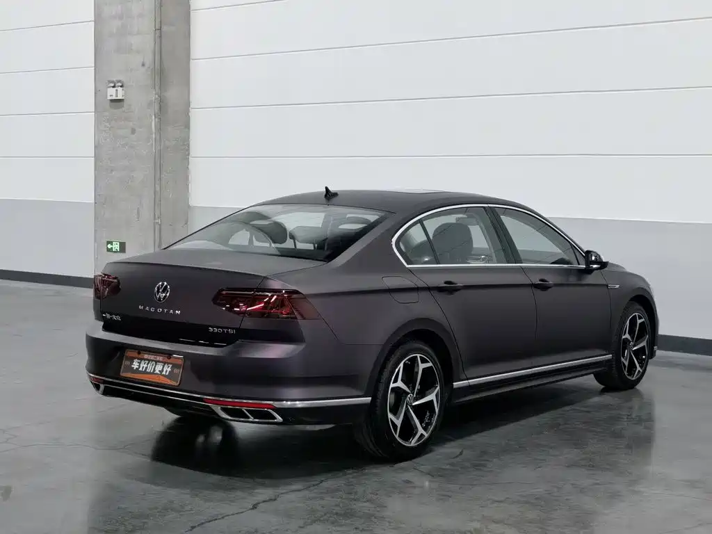 Volkswagen Magotan 2024 2023 Model 2 Million Commemorative Edition 330TSI DSG Luxury