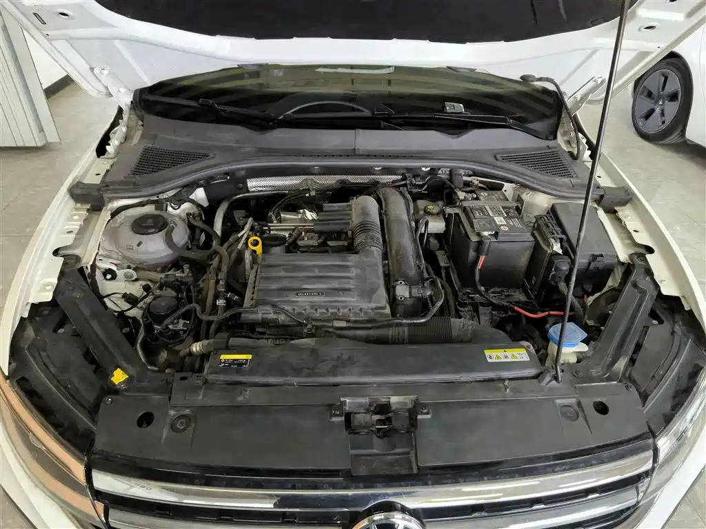 Volkswagen Bora 2023 200TSI DSG Yuexing Edition фото 16