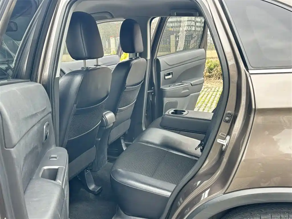 Peugeot 4008 (Import) 2013 2.0L 2WD Progressive фото 12