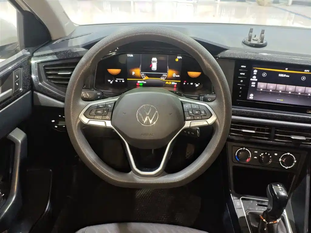 Volkswagen Lavida 2023 Xinrui 1.5L Auto Xinyi Edition фото 11