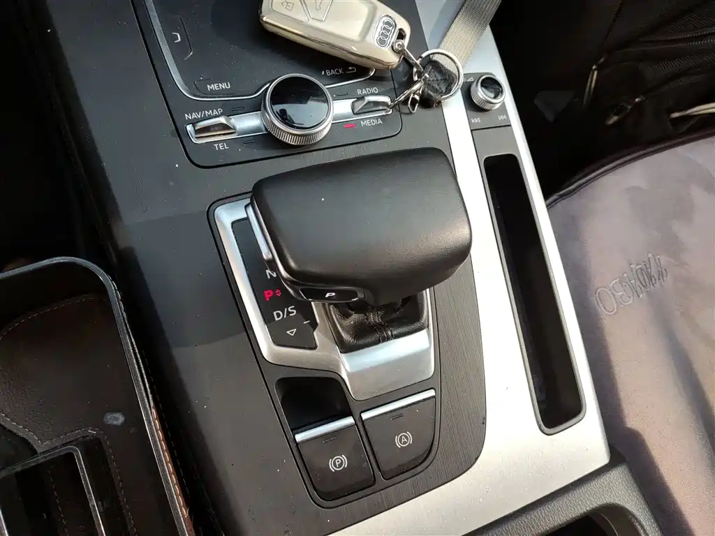 Audi Q5L 2018 40 TFSI Prestige Fashion (China V) фото 14