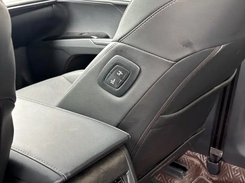 Toyota Camry 2024 Hybrid 2.0HGVP Luxury Edition фото 9