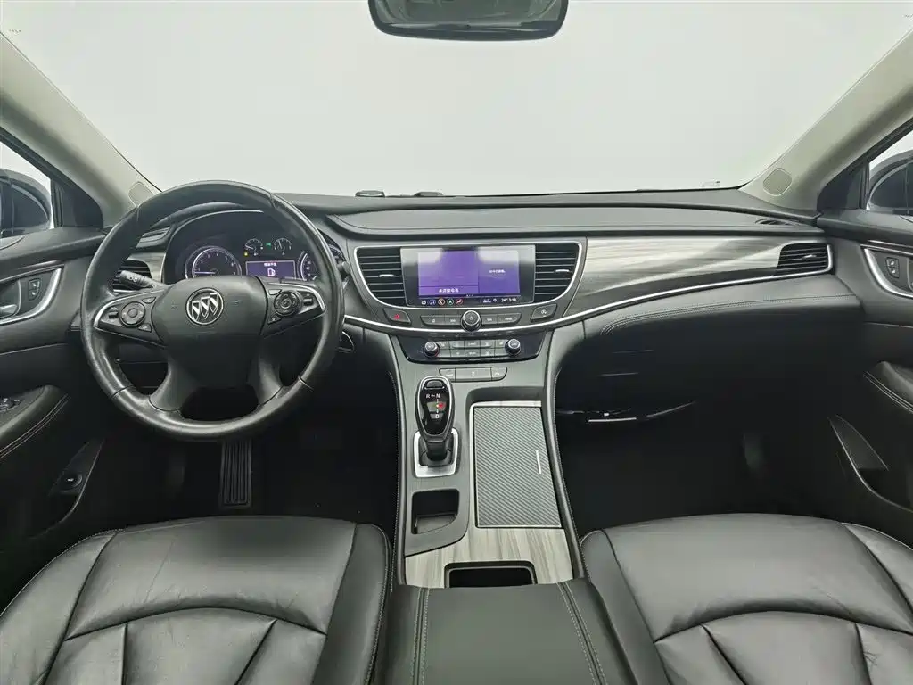 Buick LaCrosse 2019 28T Luxury Edition фото 5