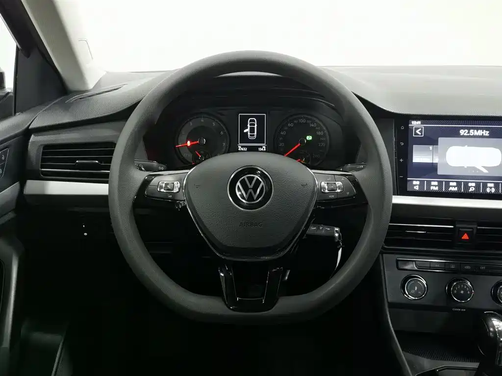 Volkswagen Lavida 2022 1.5L Auto Trend Edition фото 11