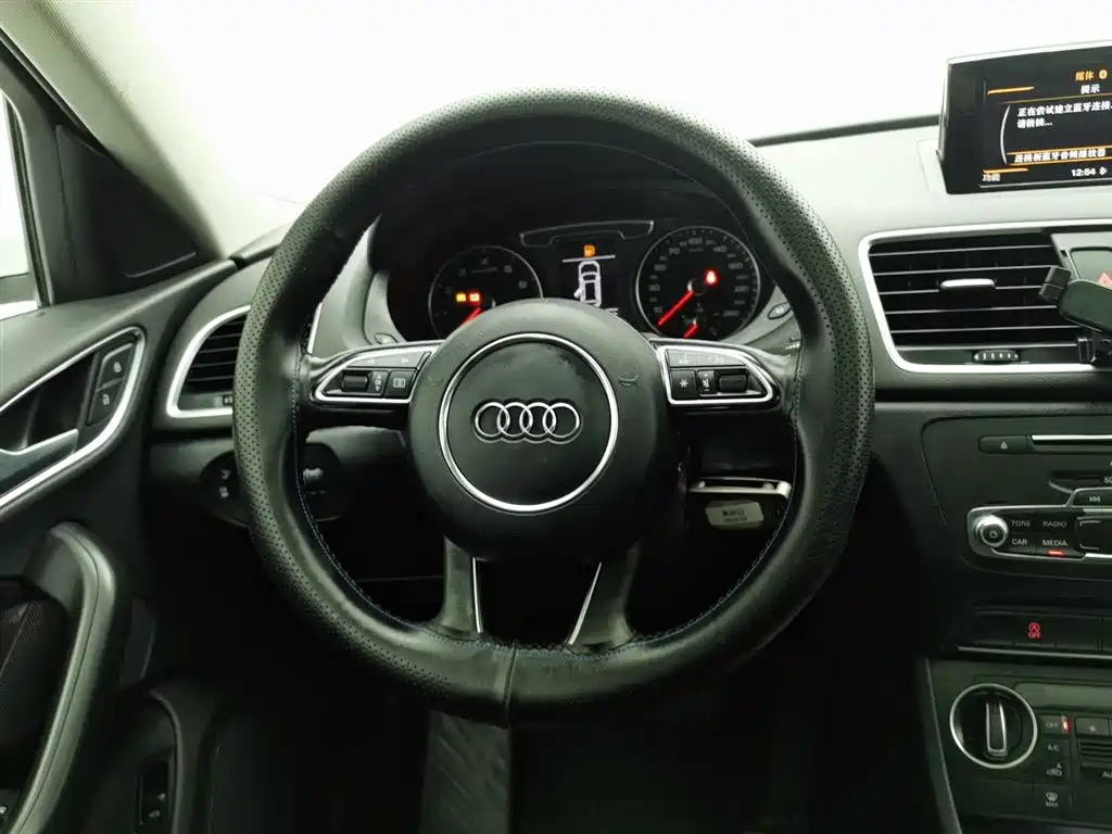 Audi Q3 2018 30th Anniversary Edition 30 TFSI Fashion фото 11