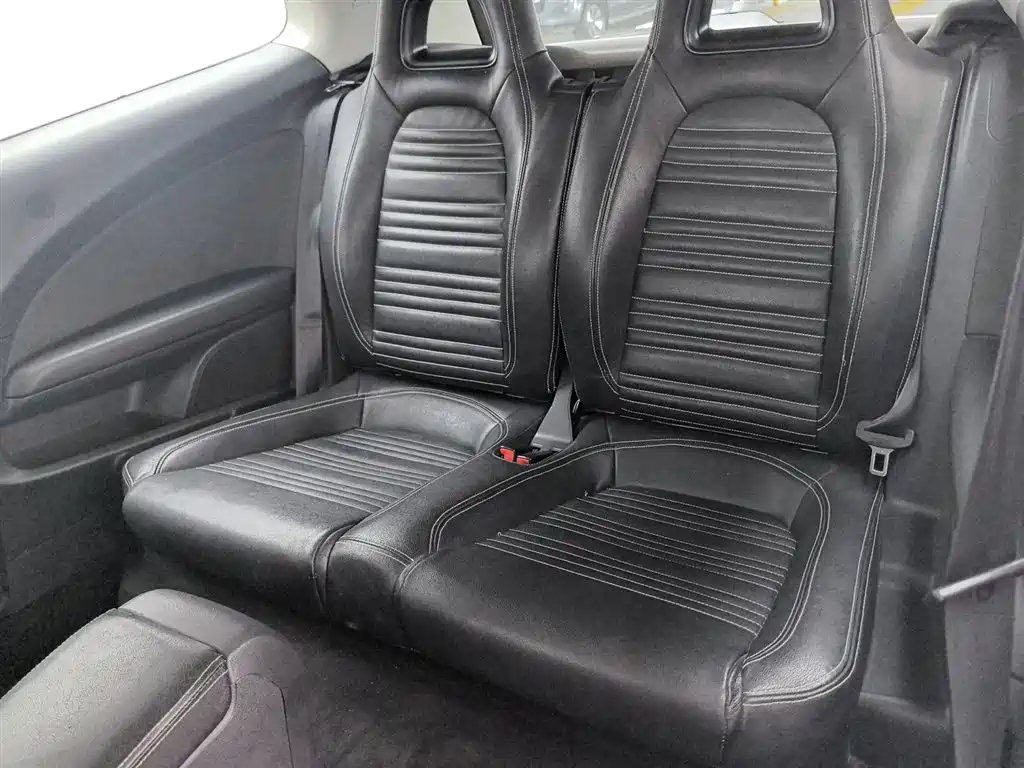 Volkswagen Scirocco 2011 1.4TSI Single Turbo Style Edition фото 15