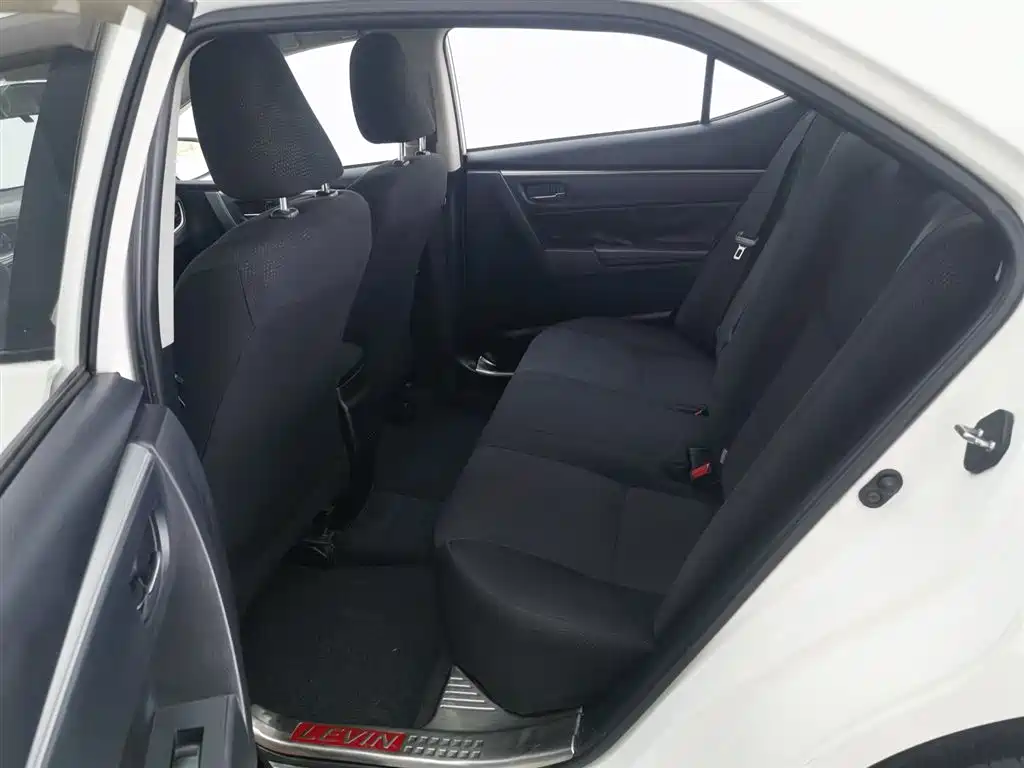 Toyota Levin 2014 1.8GS CVT Elite Edition фото 15