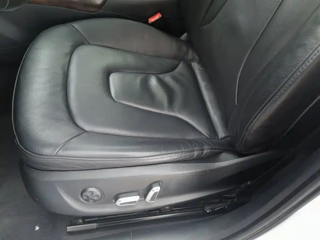 Audi A4L 2015 35 TFSI Auto Comfort фото 20