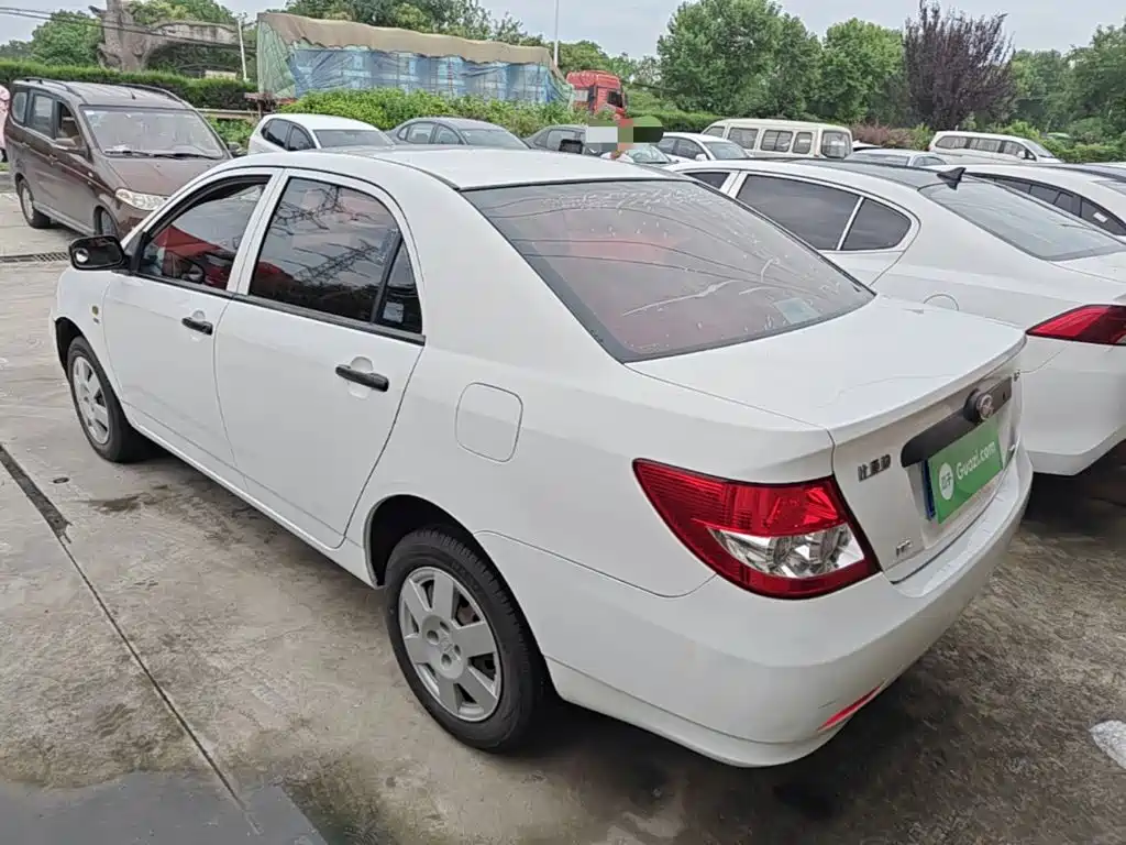 Фото 5 - BYD F3
