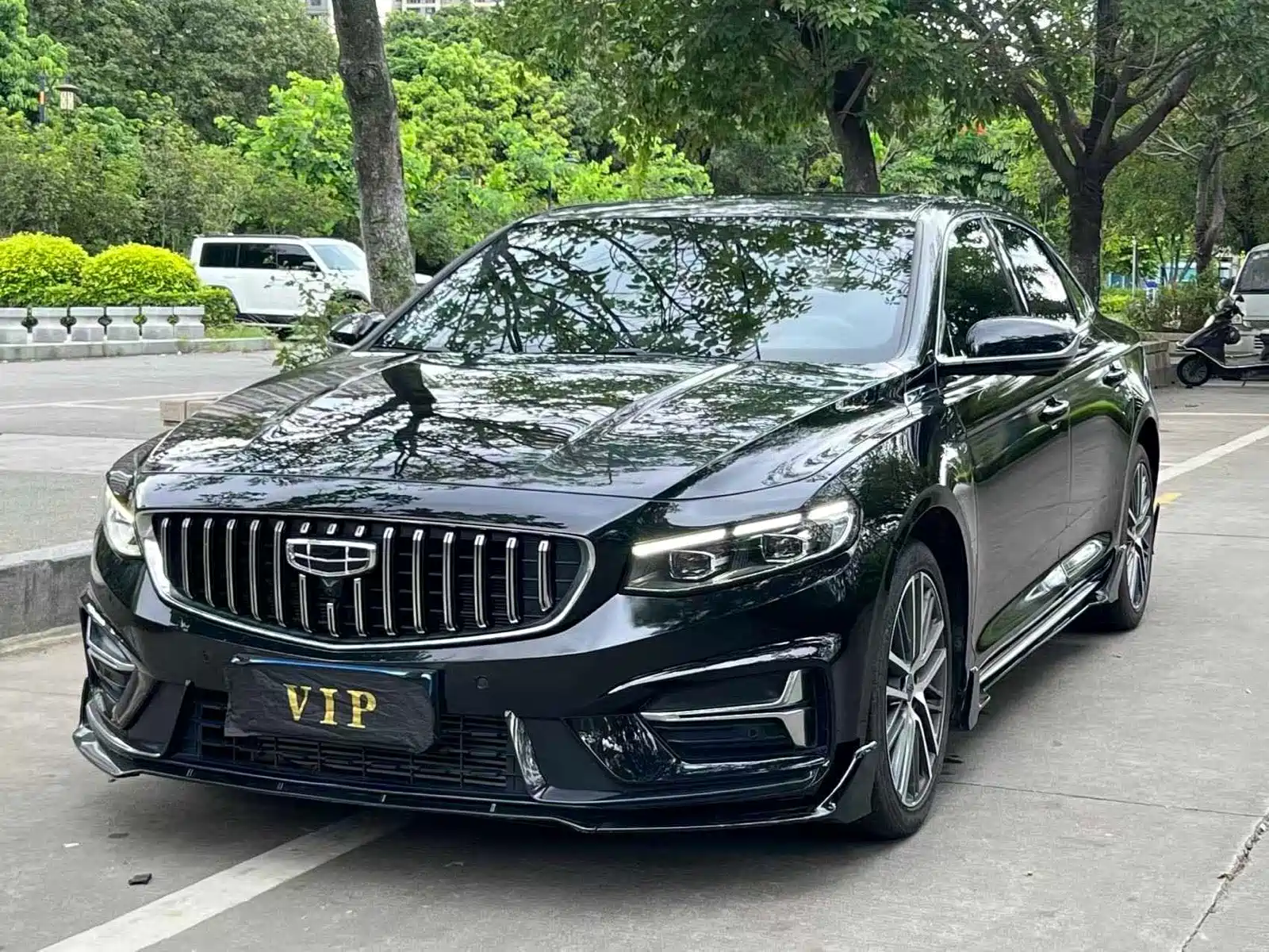 Фото 1 - Geely Preface