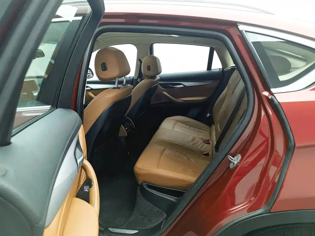 BMW X6 2015 xDrive35i Leading Type фото 15
