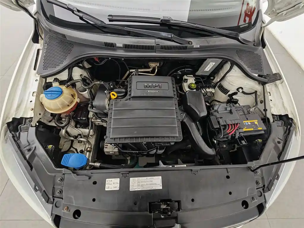 Volkswagen Jetta 2015 Value Edition 1.6L Manual Comfort фото 6